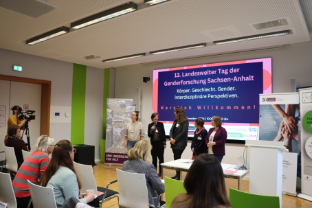 v.l.n.r. Dr.in Sarah Czerney, Morena Groll, Dr.in Mareike Fingerhut-Säck, Julia Ritter, Stefanie Fabian
